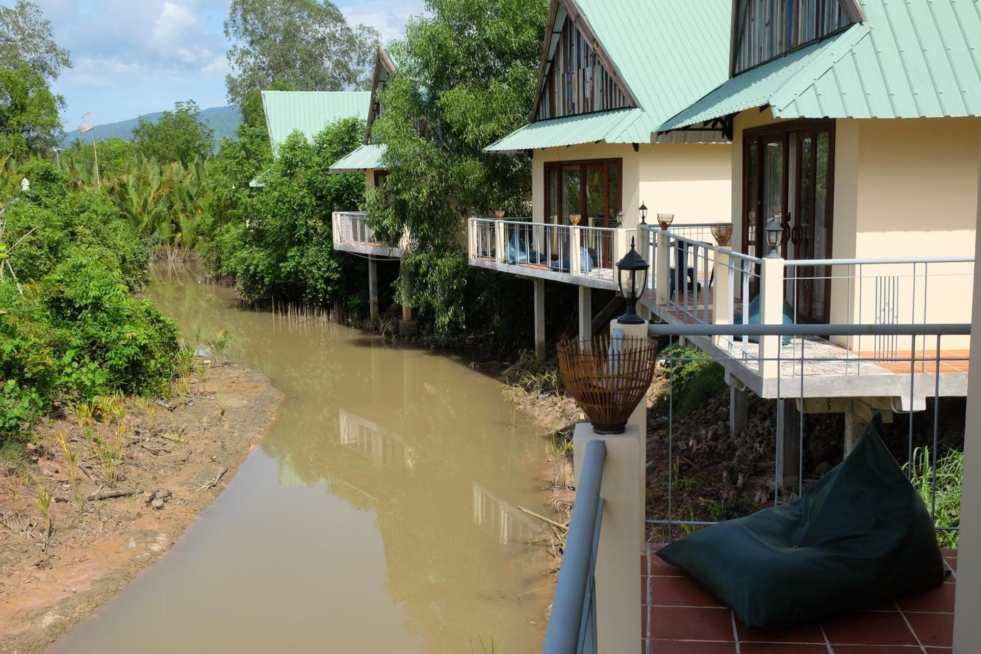 Kampot Eco Village Exterior photo