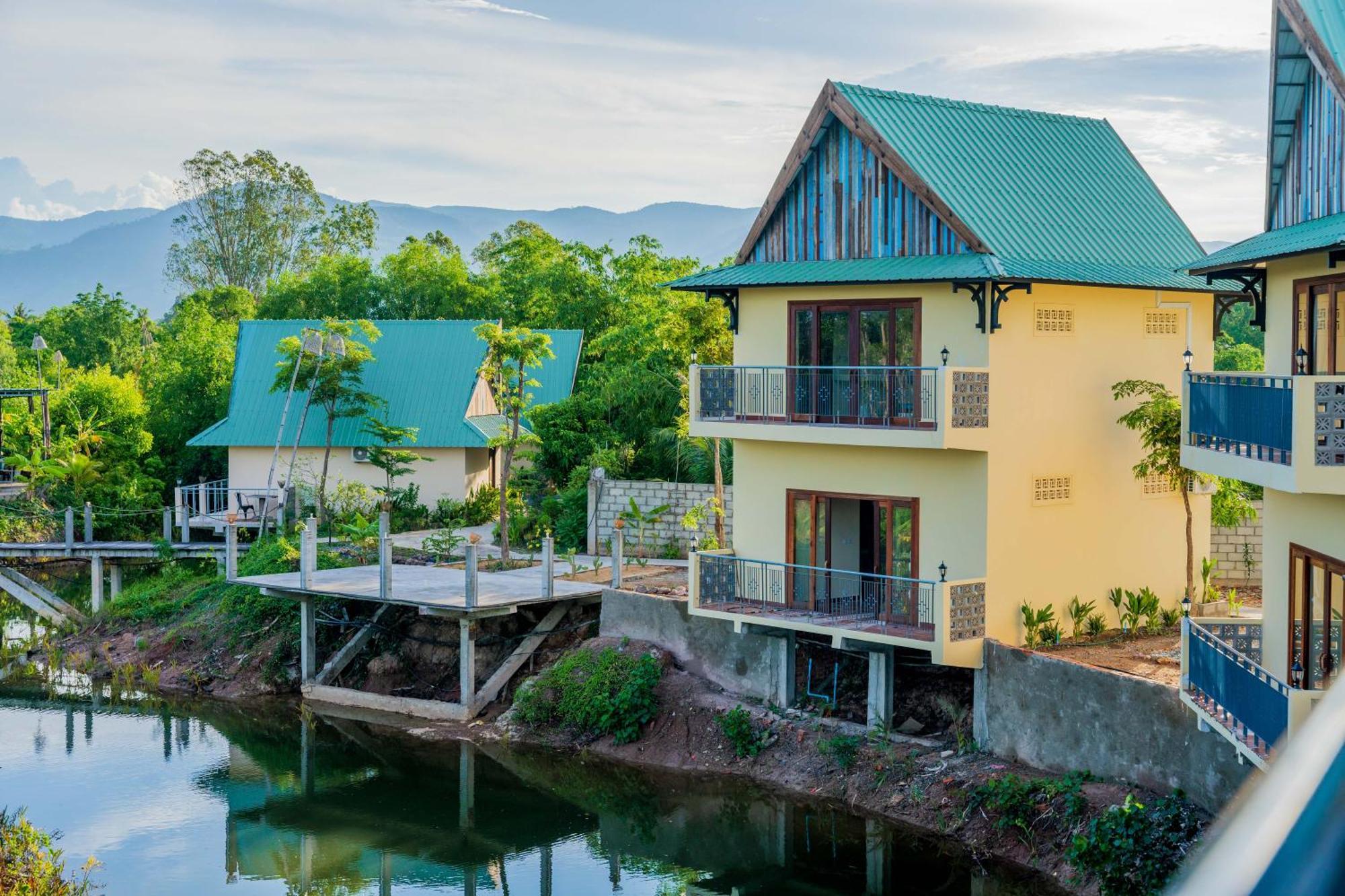 Kampot Eco Village Exterior photo